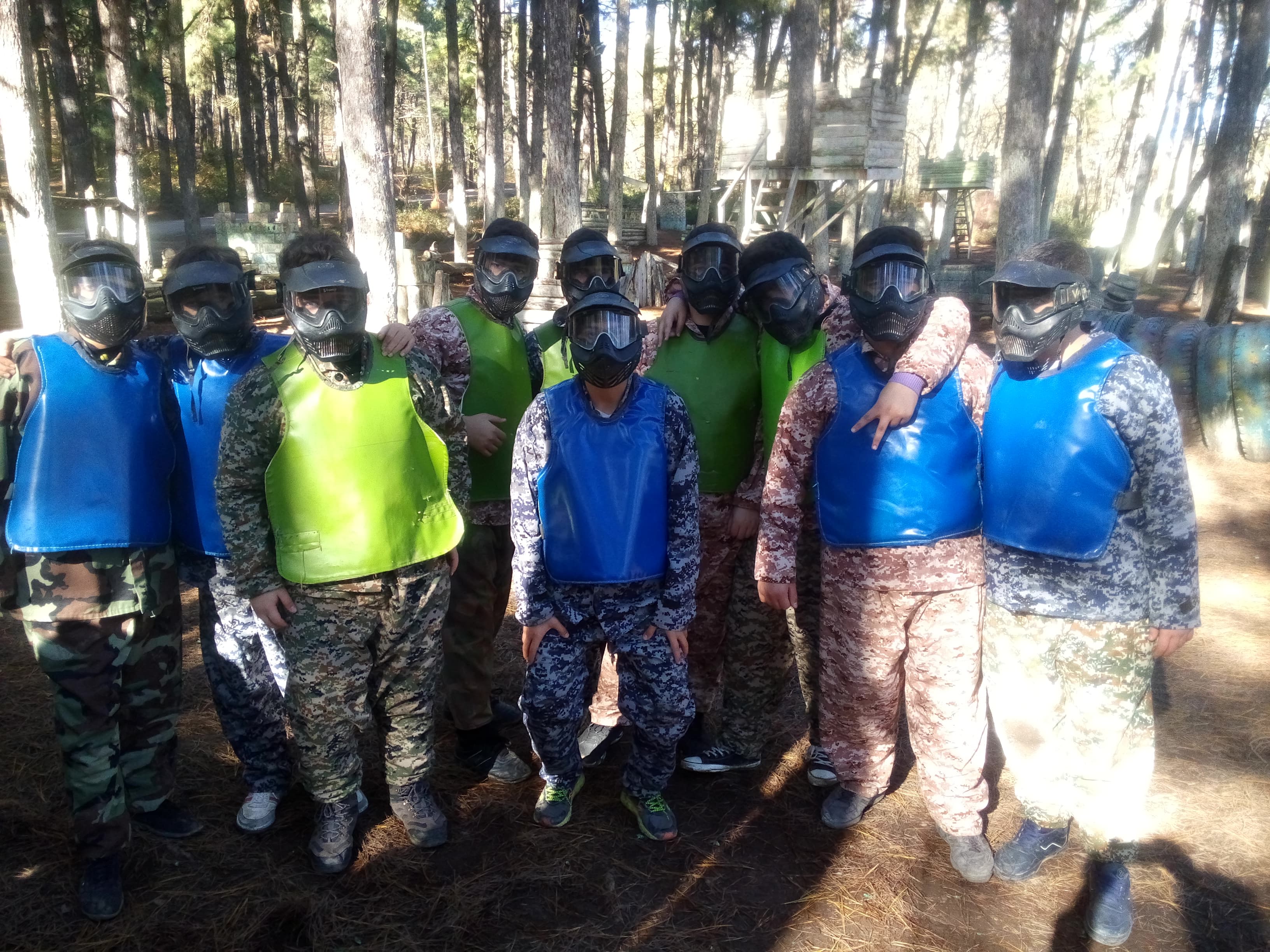 شرکت در مسابقات پینت بال